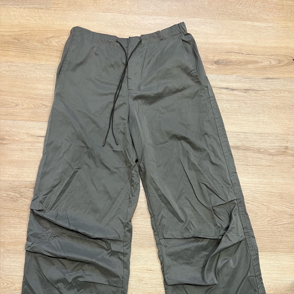 Zara Olive Green Parachute Pants